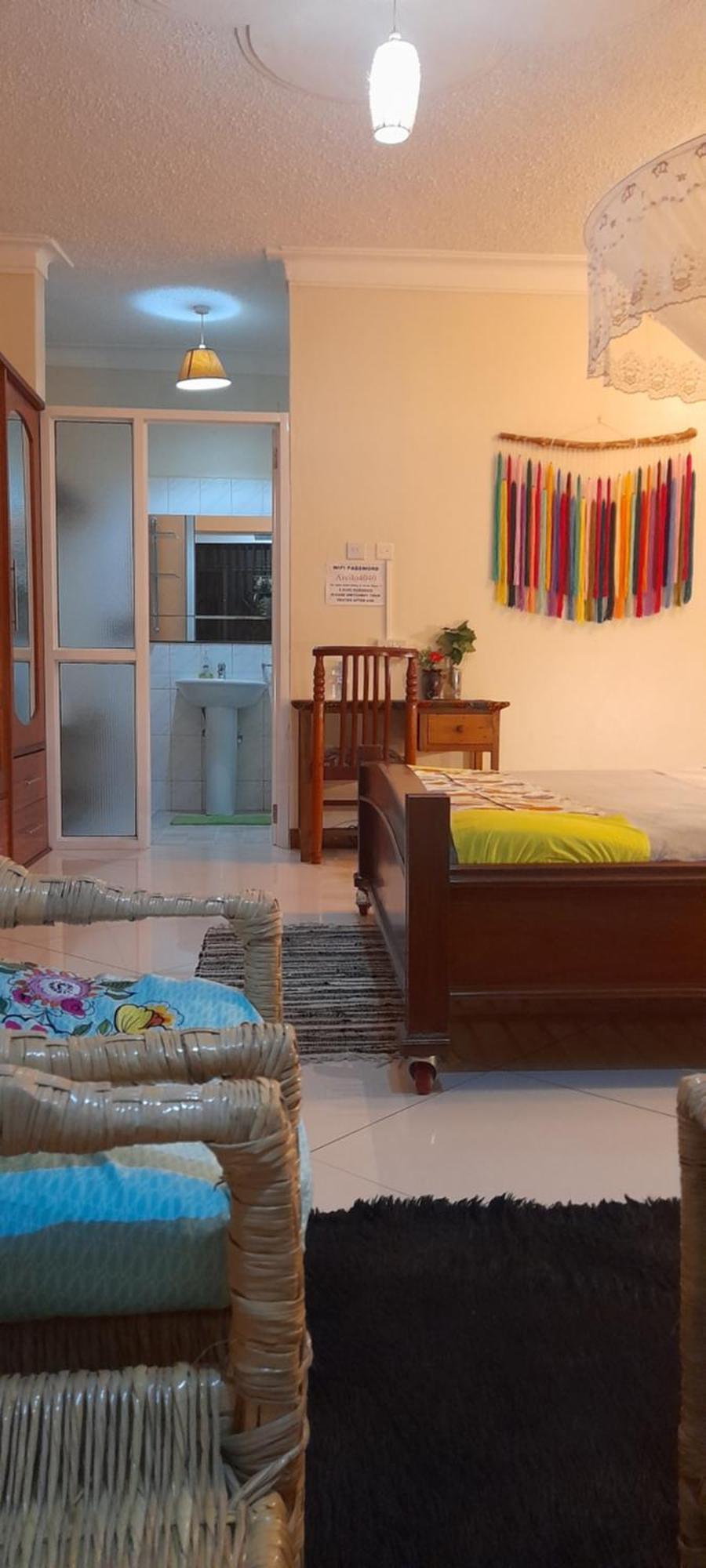 Aivilo Home Ентебе Екстериор снимка