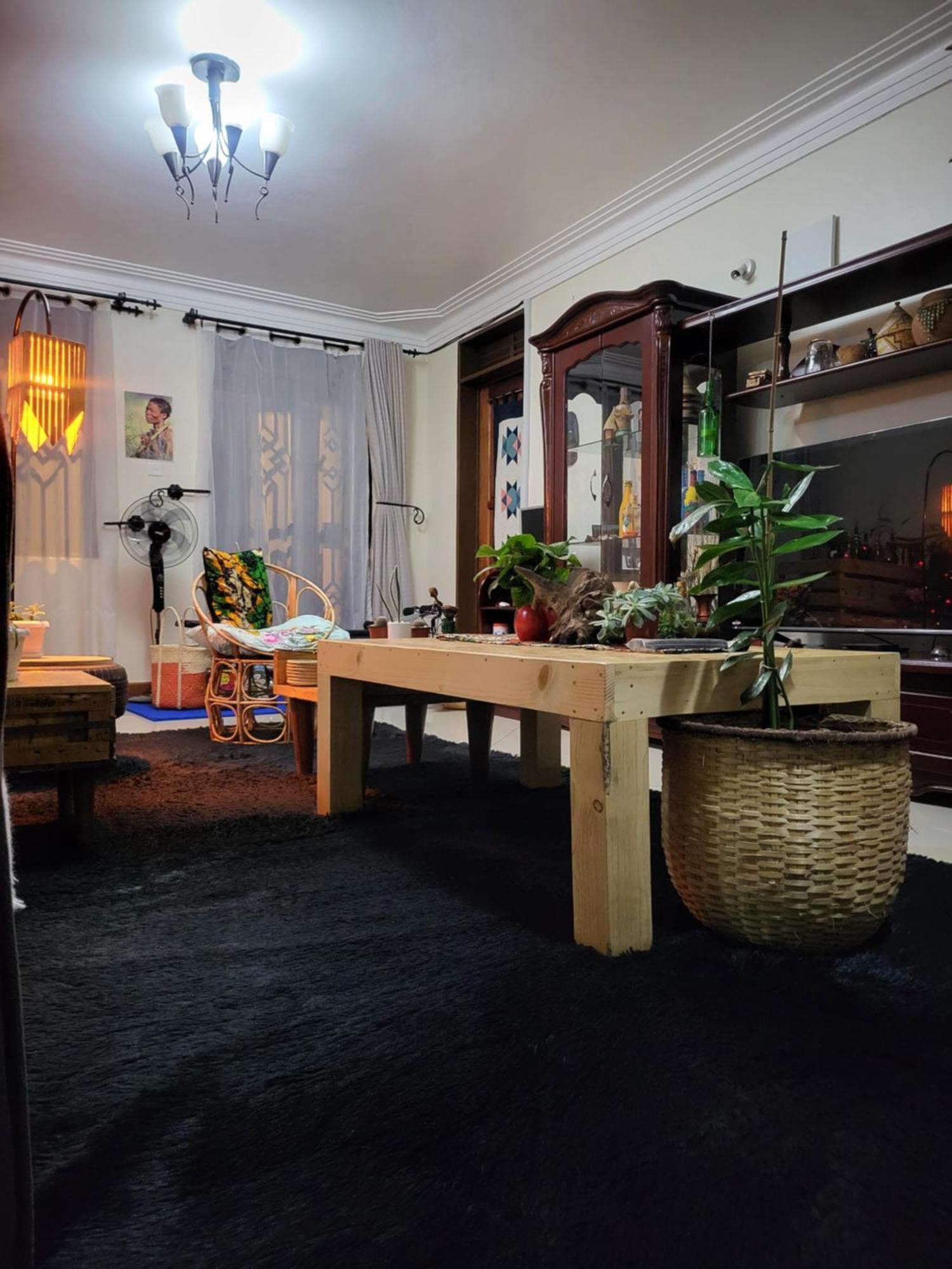 Aivilo Home Ентебе Екстериор снимка